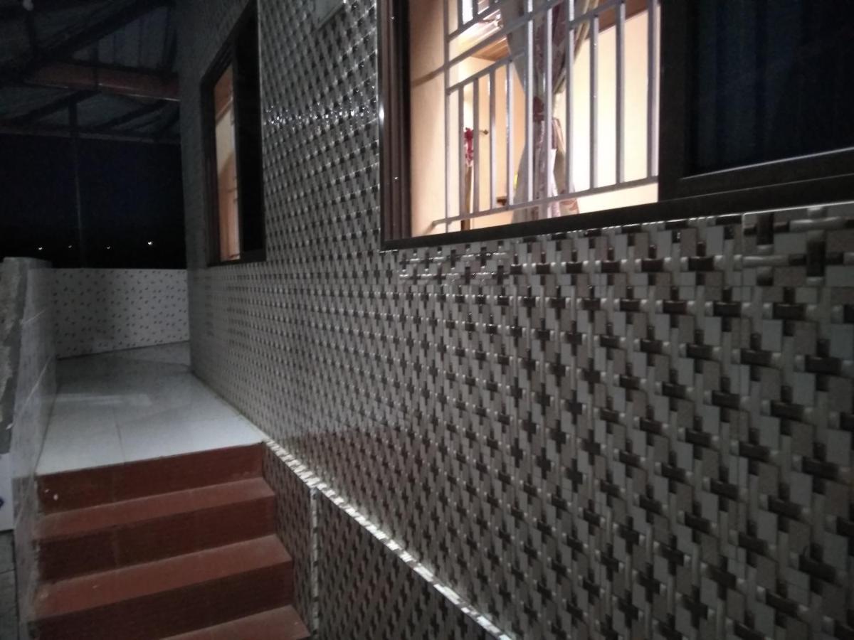 Maniis Homestay Vālpārai Exterior foto