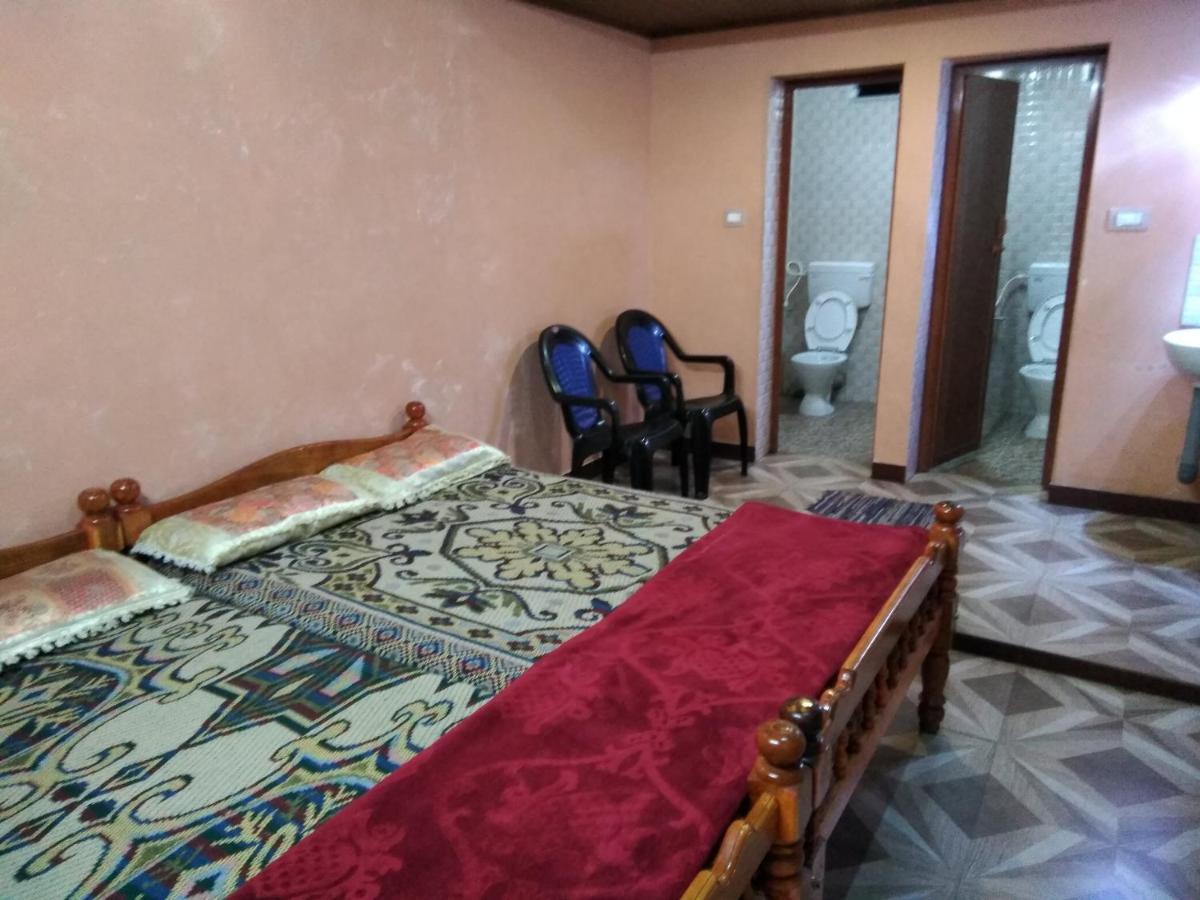 Maniis Homestay Vālpārai Exterior foto