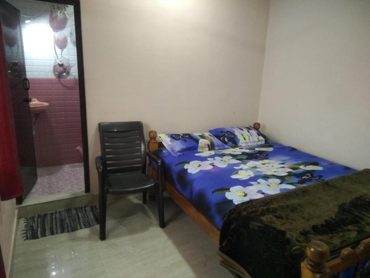 Maniis Homestay Vālpārai Exterior foto